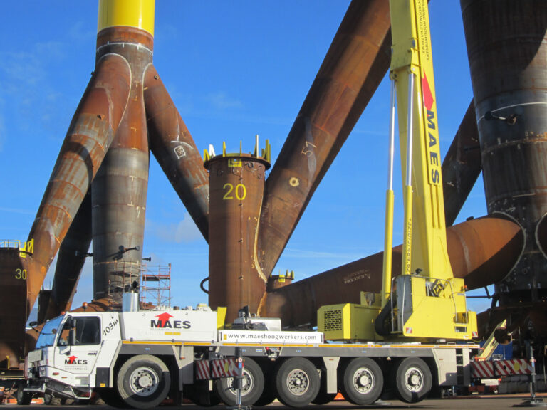 Wumag Hoge hoogwerker Hoogwerker 103 meter met Powerlift Systeem