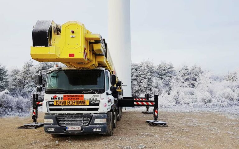 Bronto Hoge hoogwerker Hoogwerker 90m KT
