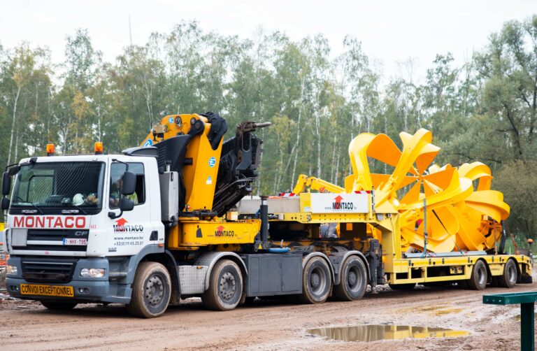 Effer Vrachtwagen met kraan Autolaadkraan 135 t/m