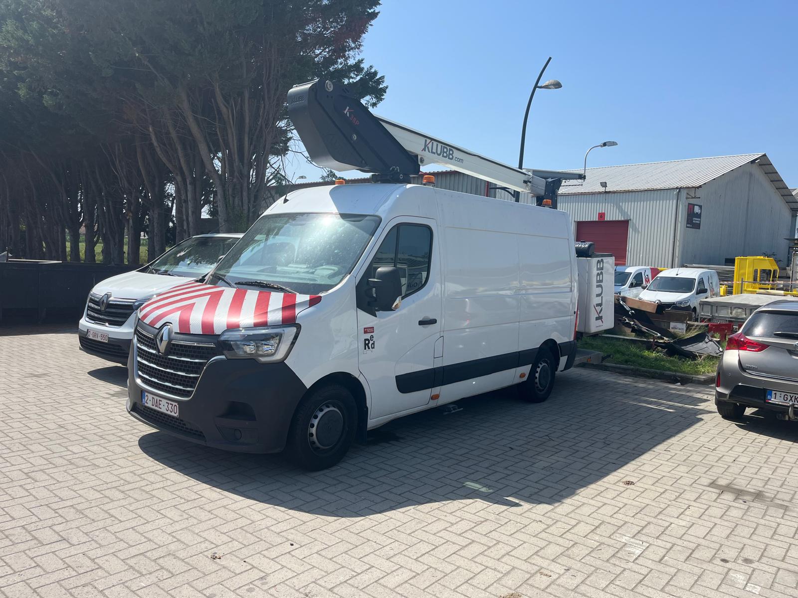 Tweedehands Hoogwerker Renault Master – Klubb K38P (ref. 3143)