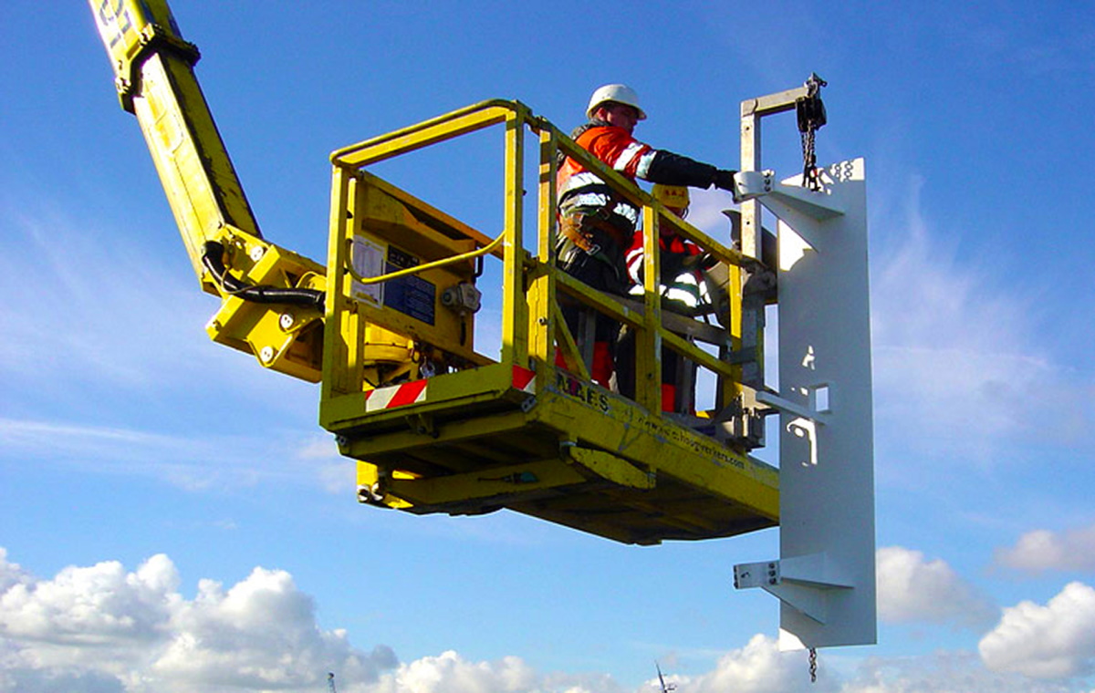 mobiele hijskraan met bedienaar mobiele hijskraan met bedienaar